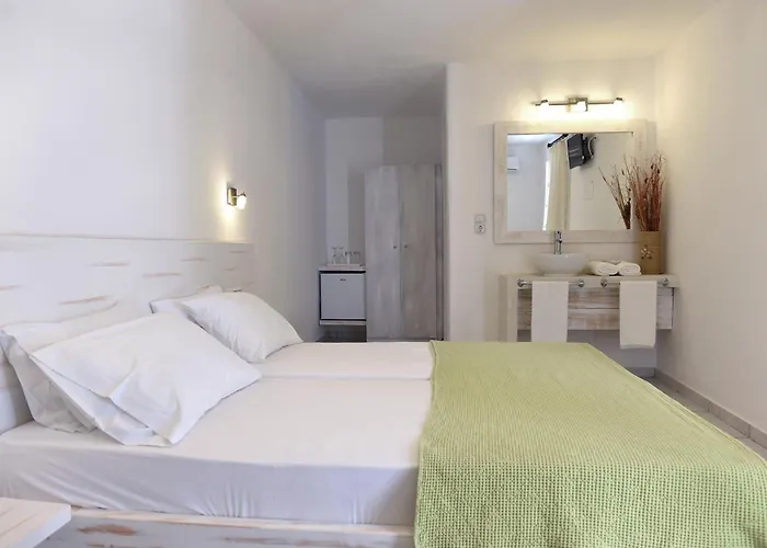 Porto (adults Only) Nausa